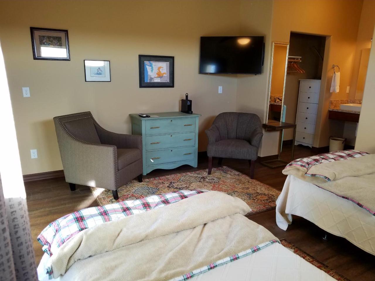 Zillah Lakes Inn Екстериор снимка